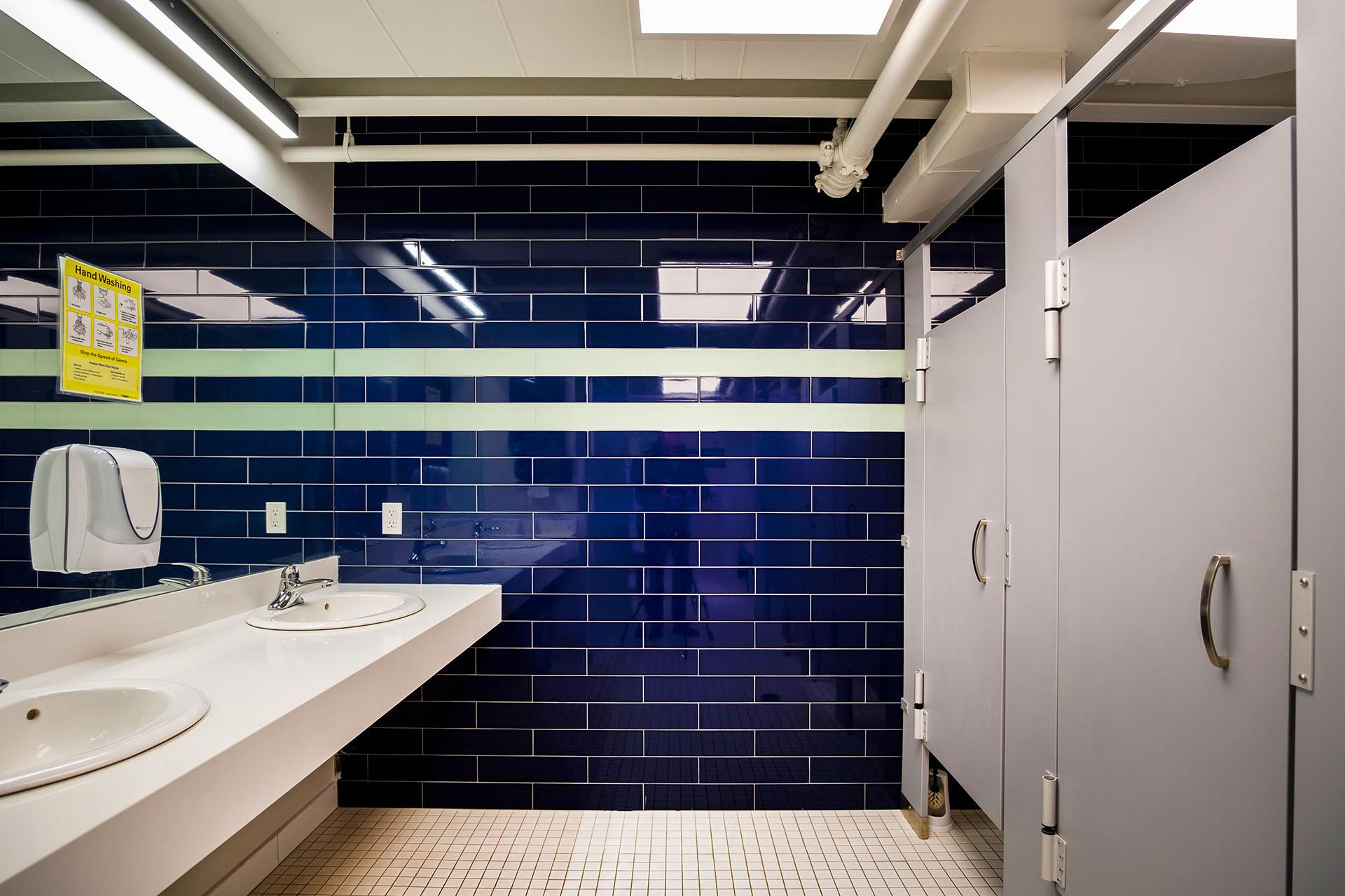 Argonaut Rowing Club Revitalization by Architect Judy Sanz-Solé